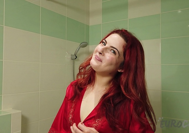 012920_redhead_new_model_louren_fisting_herself_with_closeups_of_her_gaped_pussy_and_blowjob_with_cumshot